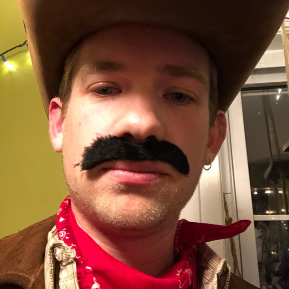 Meet your Posher, Peter - Picture 1 of 1